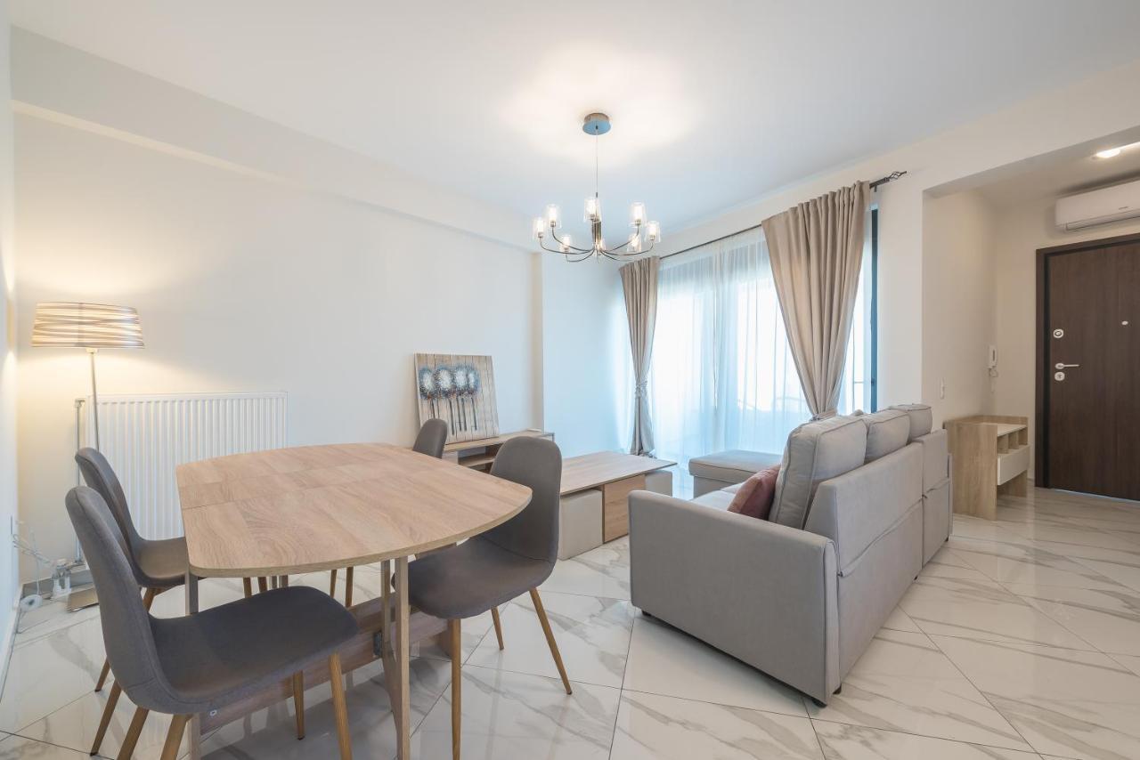 Newly Renovated Apt In The Heart Of Kerameikos Atenas Exterior foto